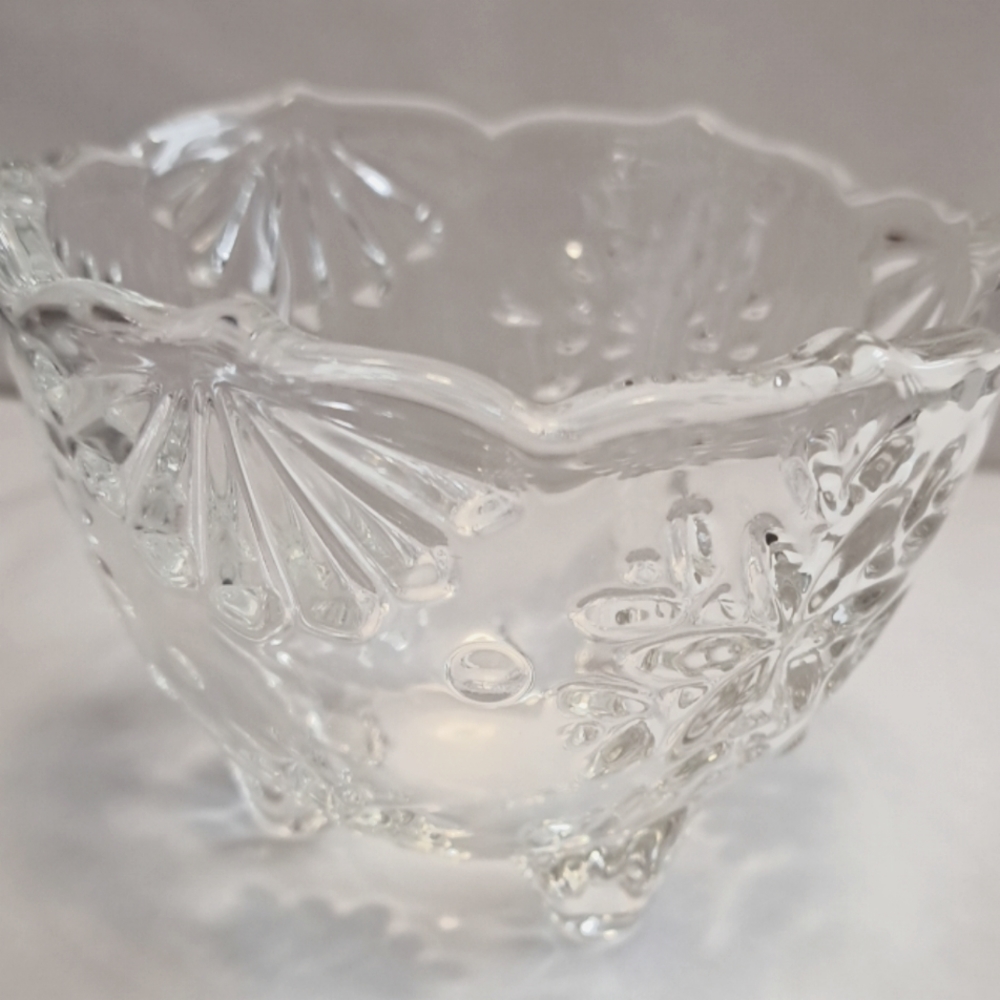 Vintage Mikasa Crystal Snowflake footed votive candle holder 3"